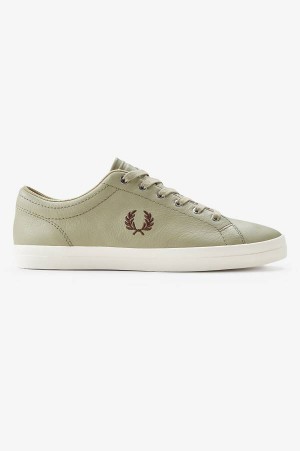 Fred Perry Baseline Warm Grey/Carrington Brick | FP70345