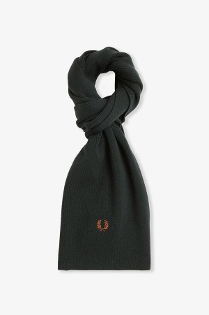 Fred Perry Classic Merino Wool Scarf Night Green | FP70426