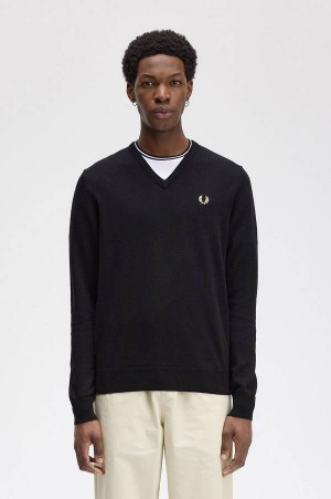 Fred Perry Classic V-Neck Jumper Black | FP70167