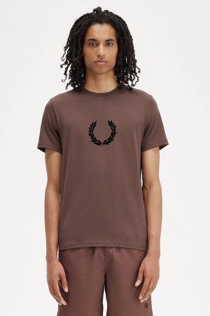 Fred Perry Flocked Laurel Wreath T-Shirt Carrington Brick | FP70175