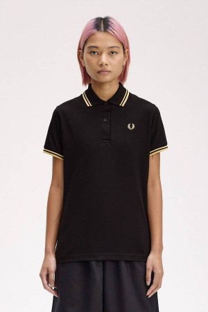 Fred Perry G12 Black/Champagne/Champagne | FP70559