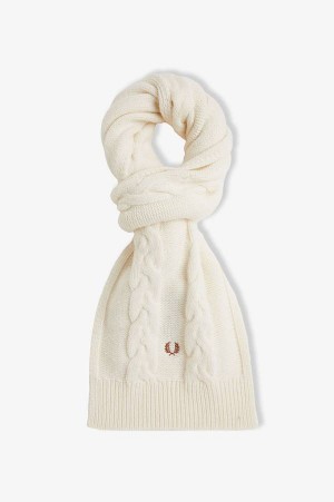 Fred Perry Lambswool Cable Scarf Ecru | FP70414