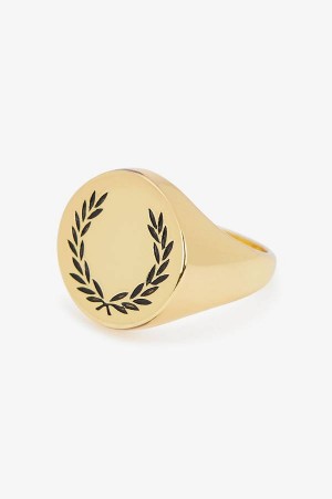 Fred Perry Laurel Wreath Ring Gold | FP70470