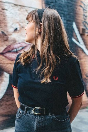 Fred Perry M12 Black/Coral Heat/Camden Brick | FP69883