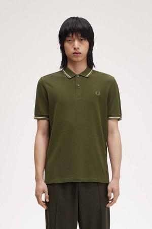 Fred Perry M3600 Hunting Green/Light Oyster/Laurel Wreath Green | FP70022