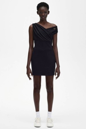 Fred Perry Off-The-Shoulder Dress Black | FP70496