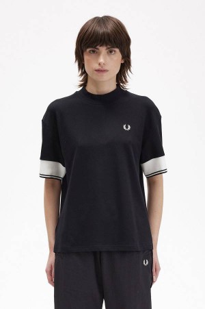 Fred Perry Tipped Cuff Piqué T-Shirt Black | FP70543