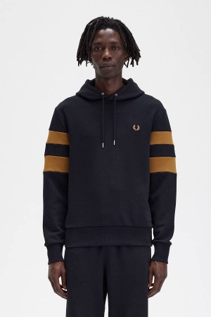 Fred Perry Tipped Sleeve Hooded Sweatshirt Black | FP70075